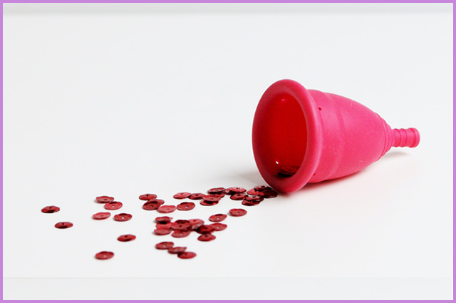 Cómo quitar la Copa Menstrual sin dolor y sin manchar